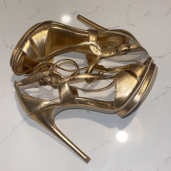 BCBG MaxAzria - Picture 14 of 15